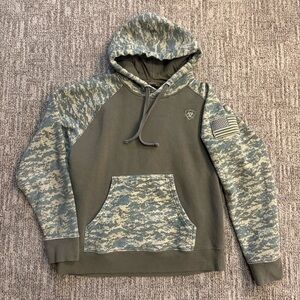 Ariat men’s green camouflage hoodie size Small hooded sweatshirt
